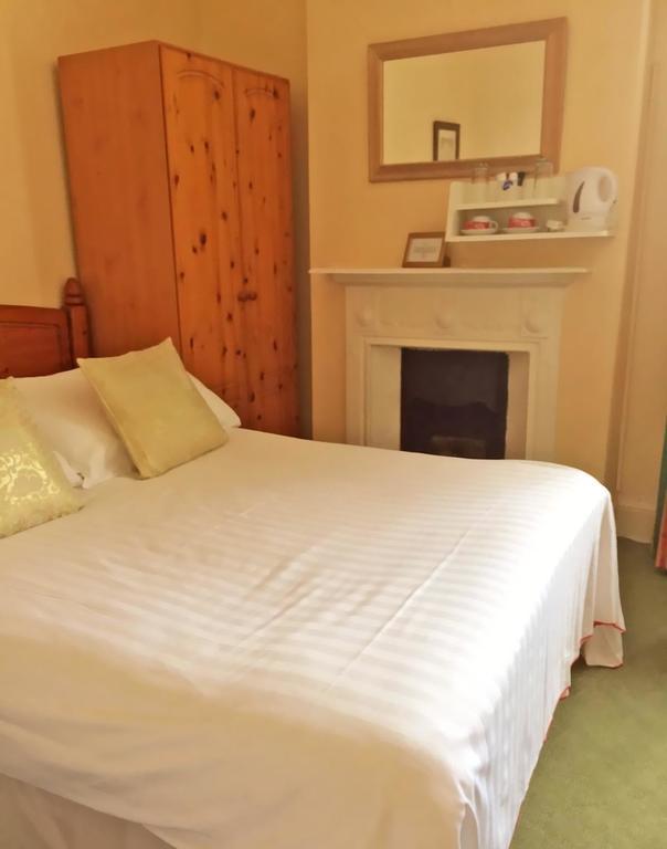 Tara Hall Accommodation Dun Laoghaire Habitación foto